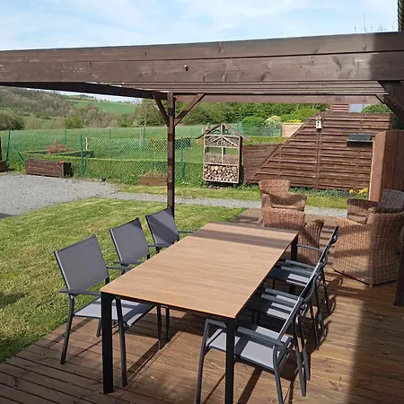 - 4 Personen * Дюрбюи